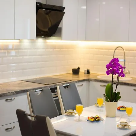 Impeccable 3-bed In * Split