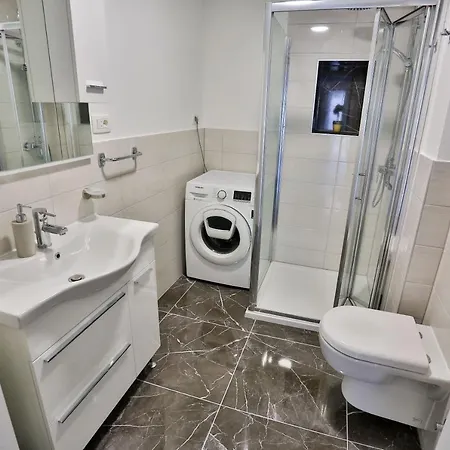 Impeccable 3-bed In